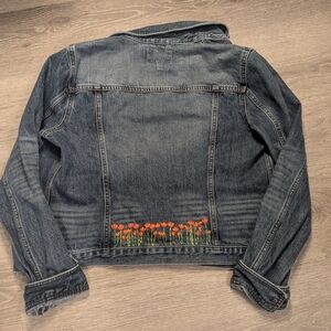 Women's Denim Jacket with Floral Embroidery